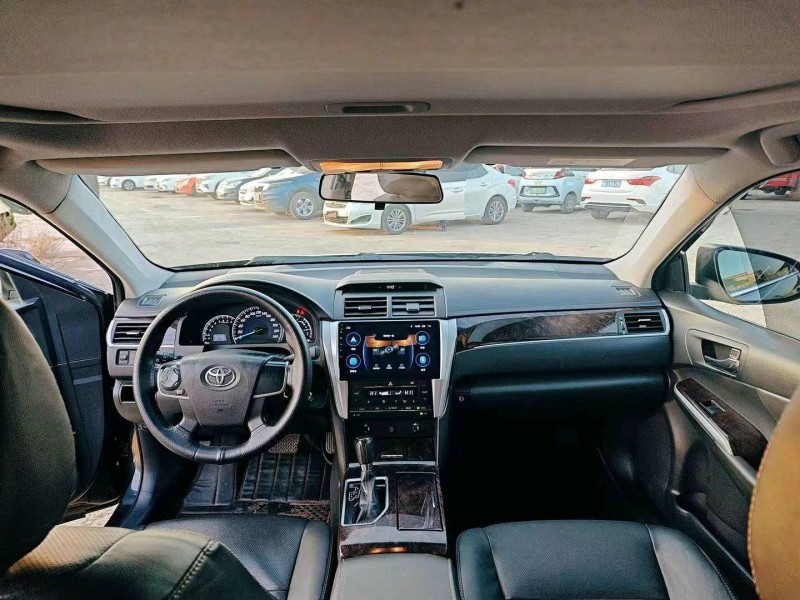 洛阳17年丰田凯美瑞9