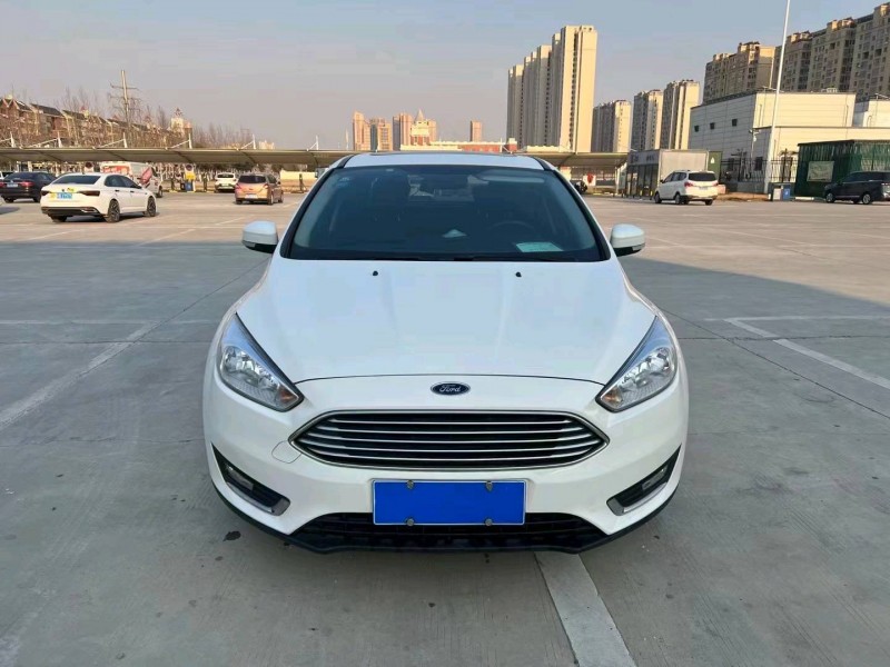 常州17年福特福克斯1