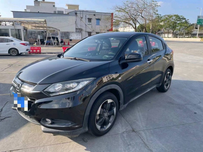 深圳17年本田缤智2