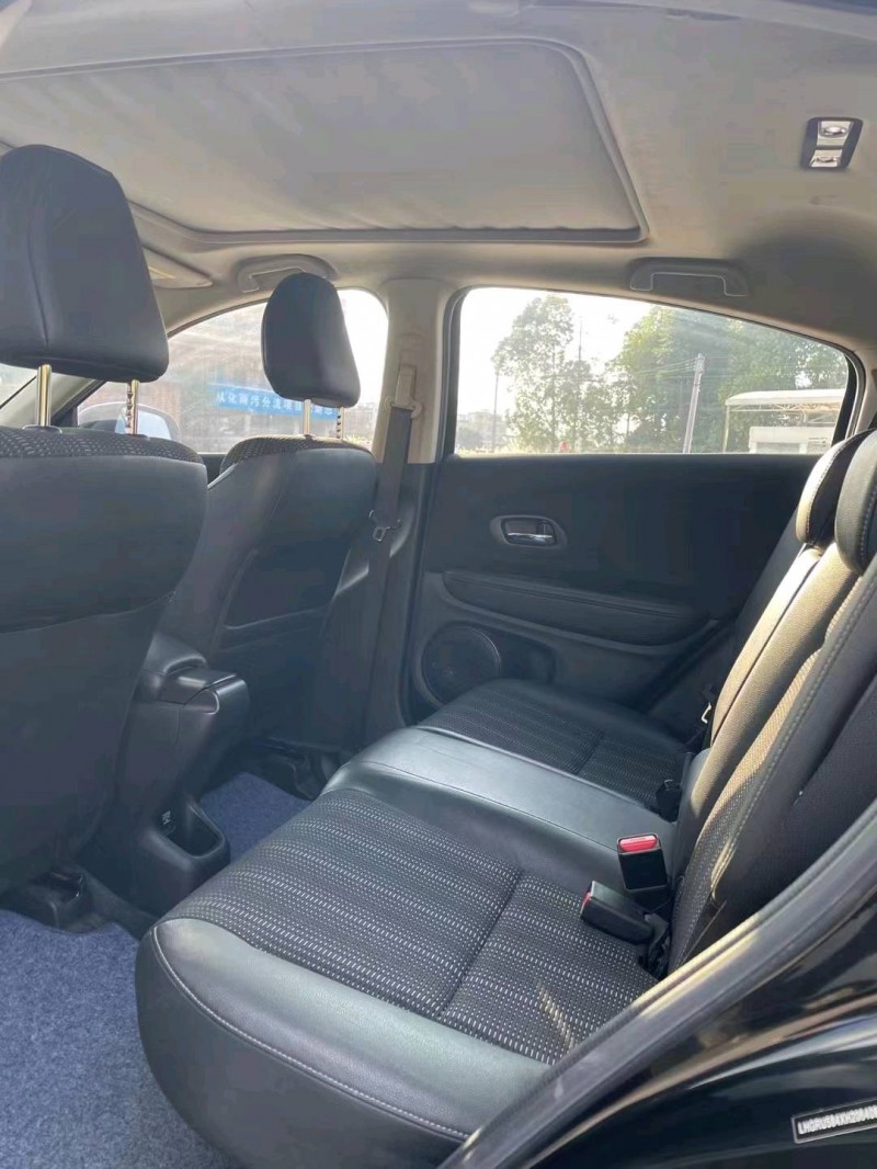 深圳17年本田缤智6