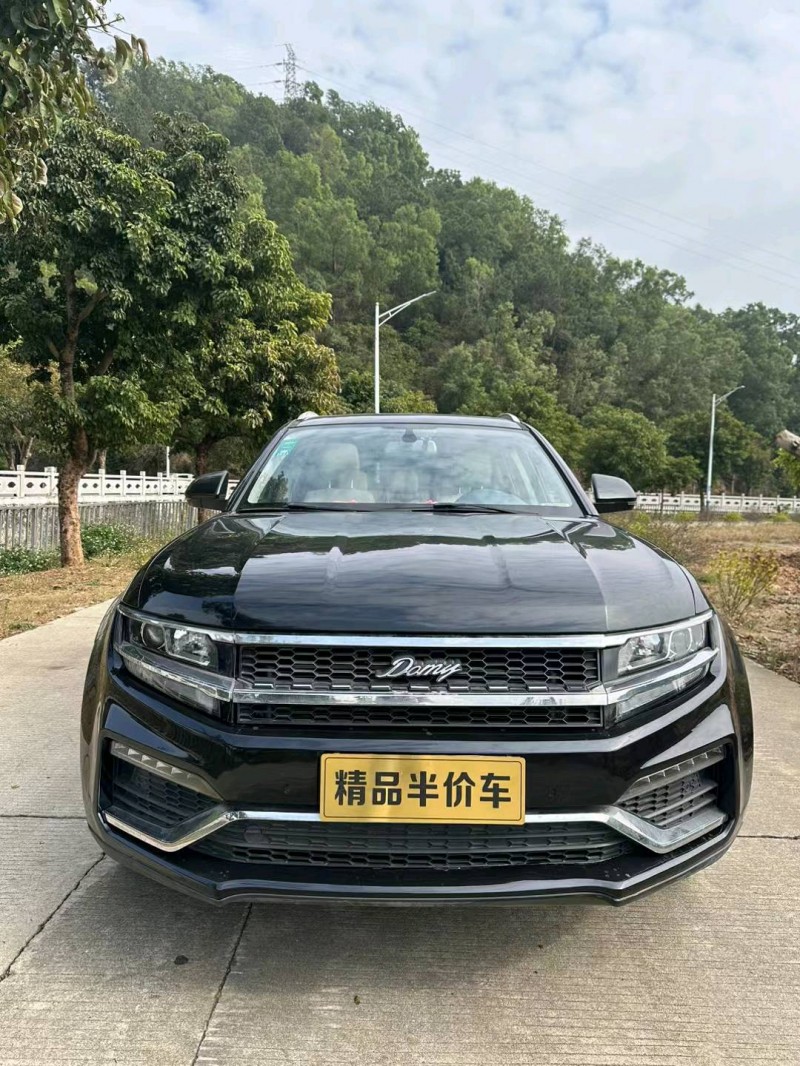 珠海17年众泰大迈X71