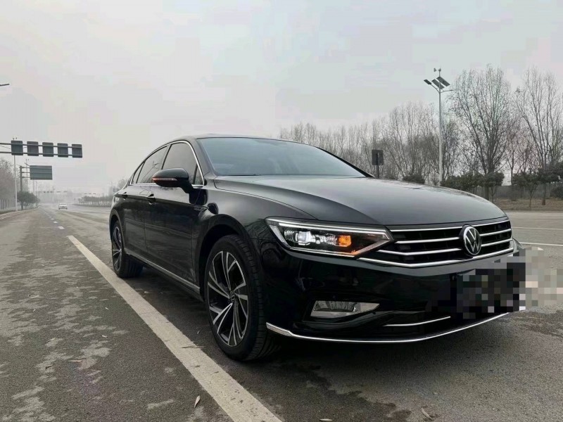 枣庄22年大众迈腾2