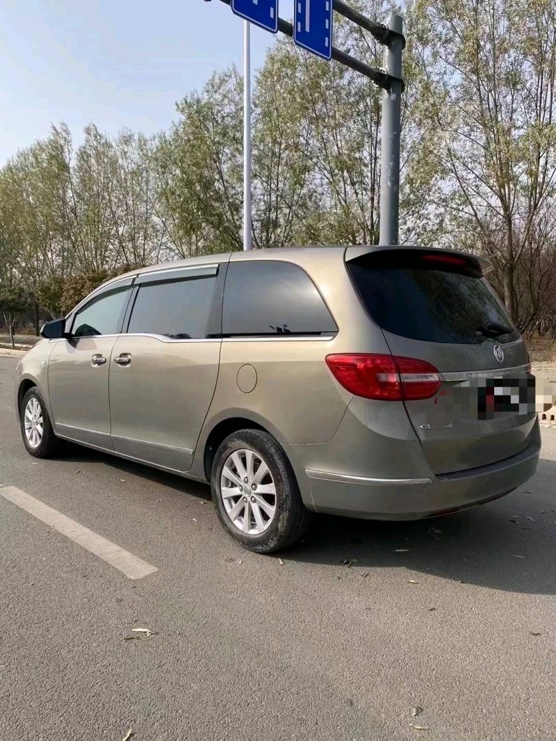 枣庄18年别克GL88