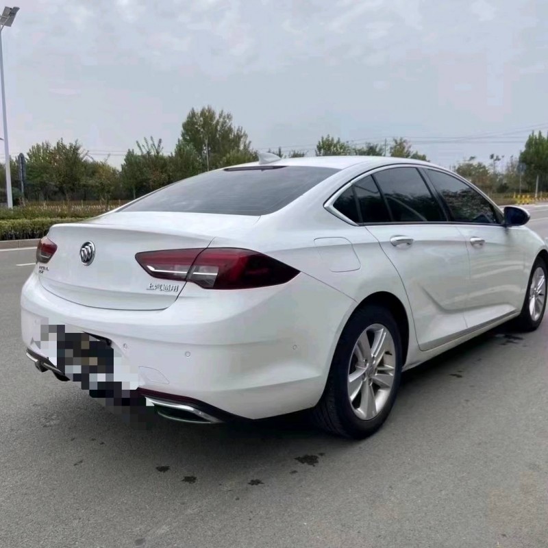 枣庄18年别克君威7