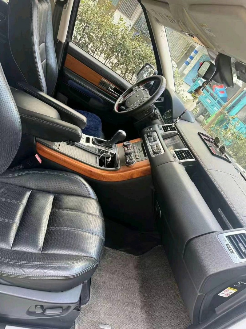 常州13年路虎揽胜运动9