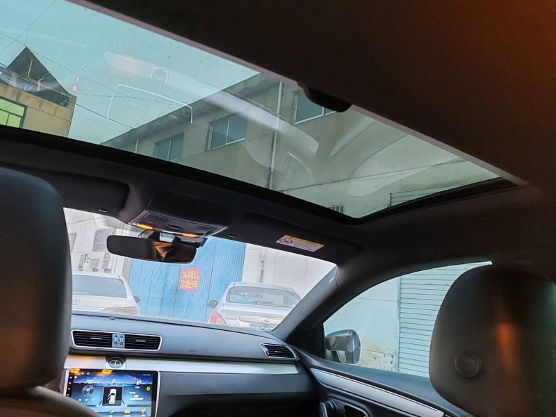 济宁17年大众CC7