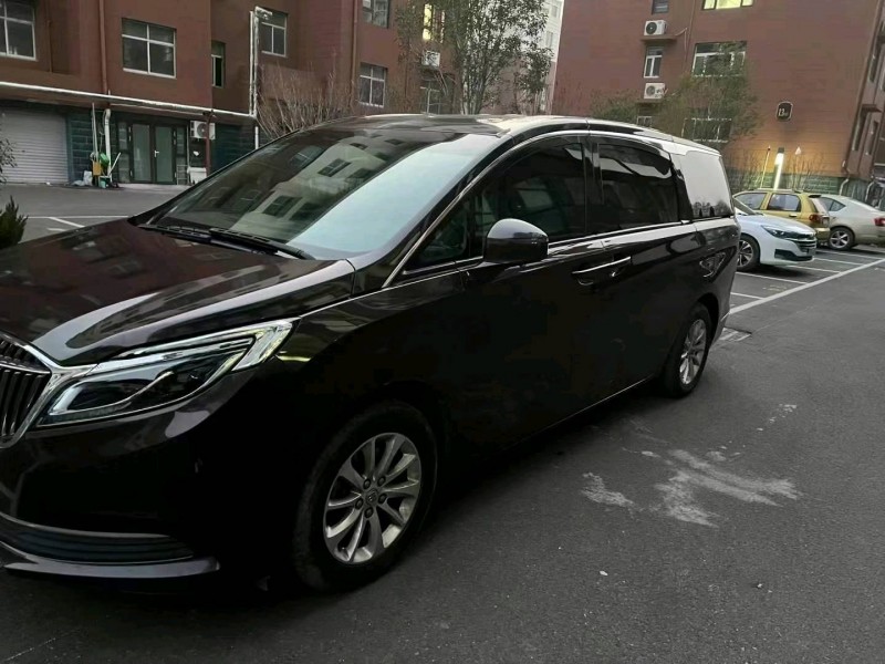 枣庄18年别克GL83