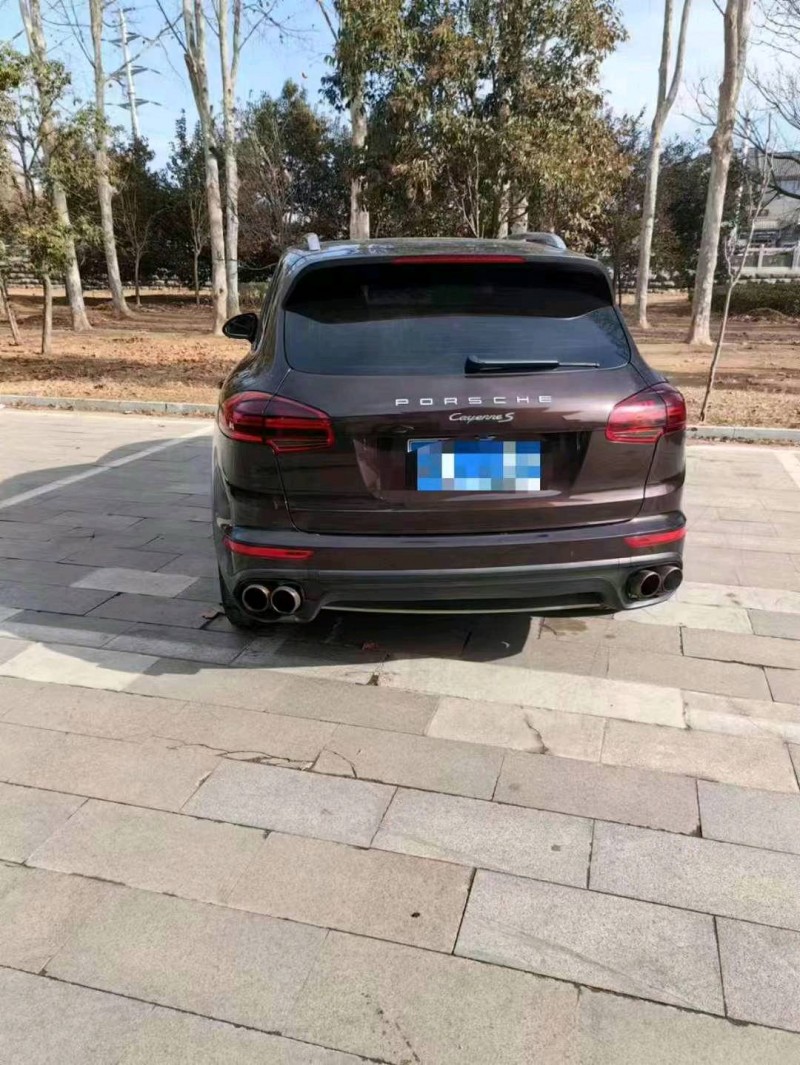 济宁15年保时捷卡宴4