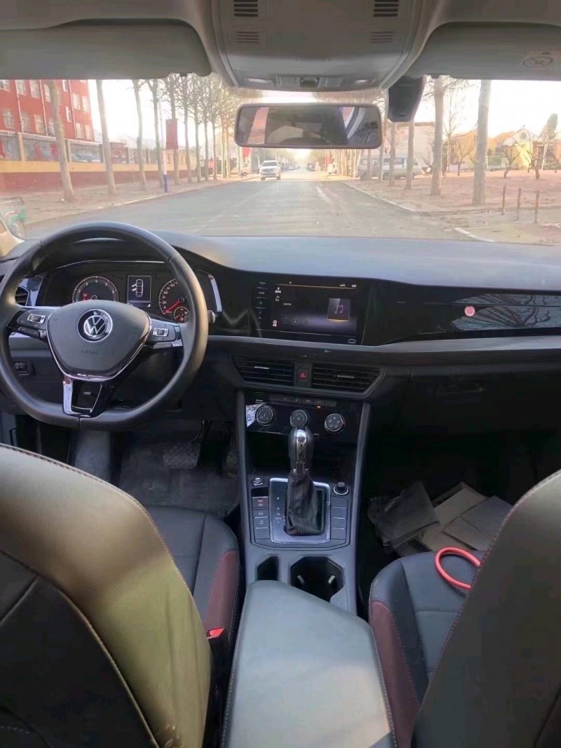 济南22年大众宝来7