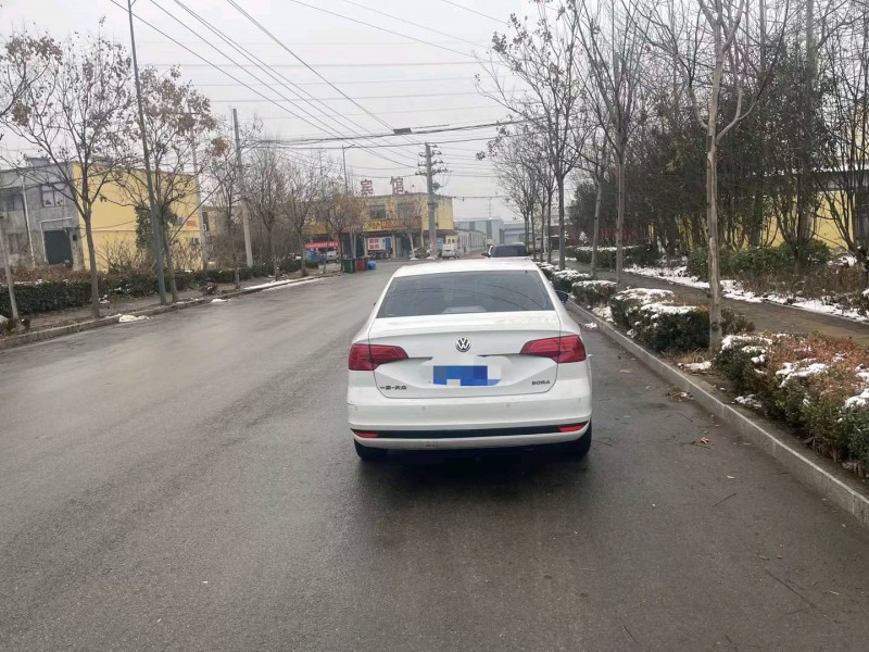 济南17年大众宝来7