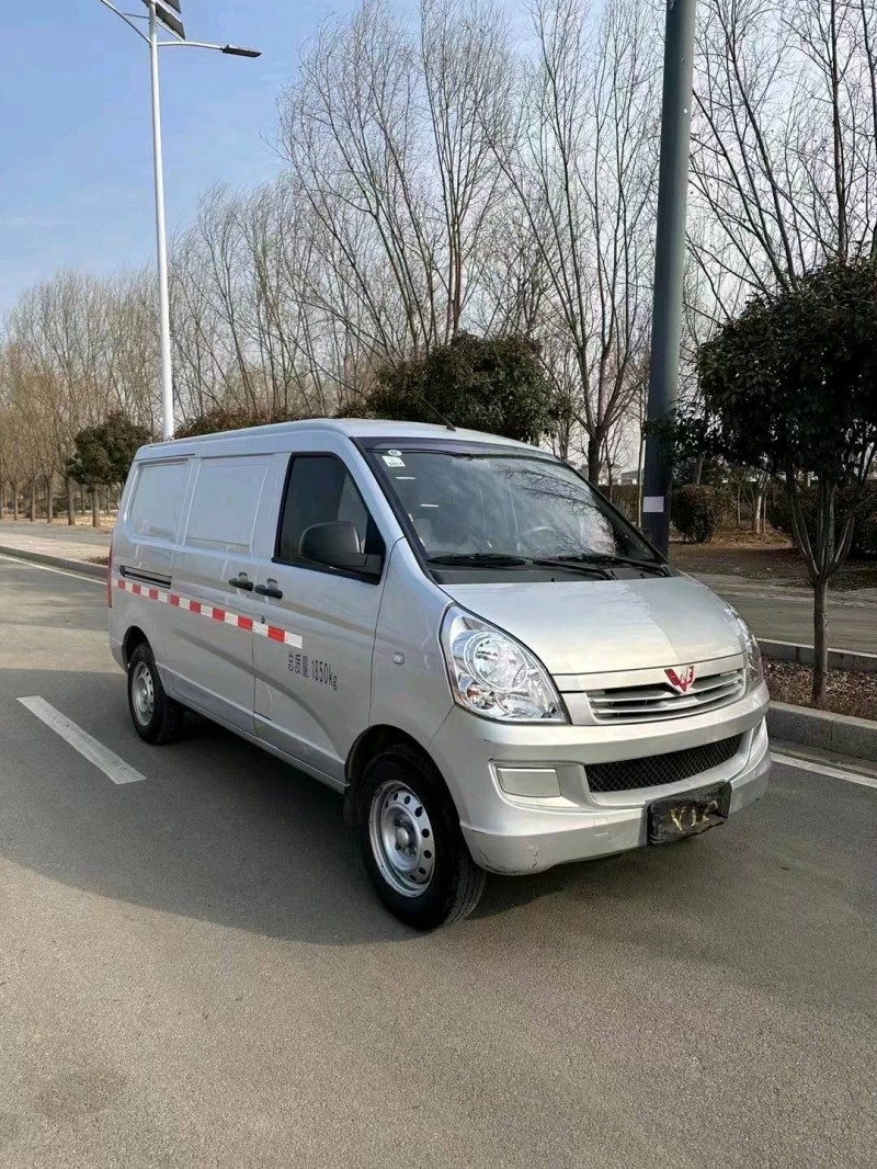 棗莊22年五菱汽車榮光2