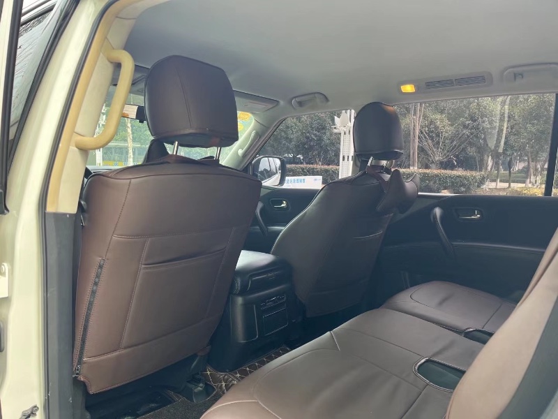 武汉18年日产途乐9