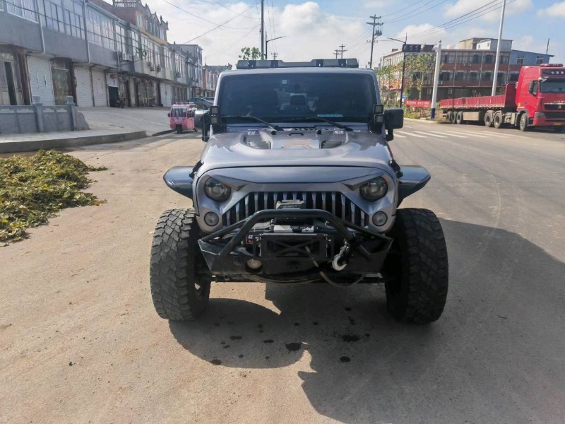 蚌埠16年Jeep牧馬人1