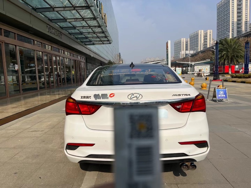 武汉18年现代名图5