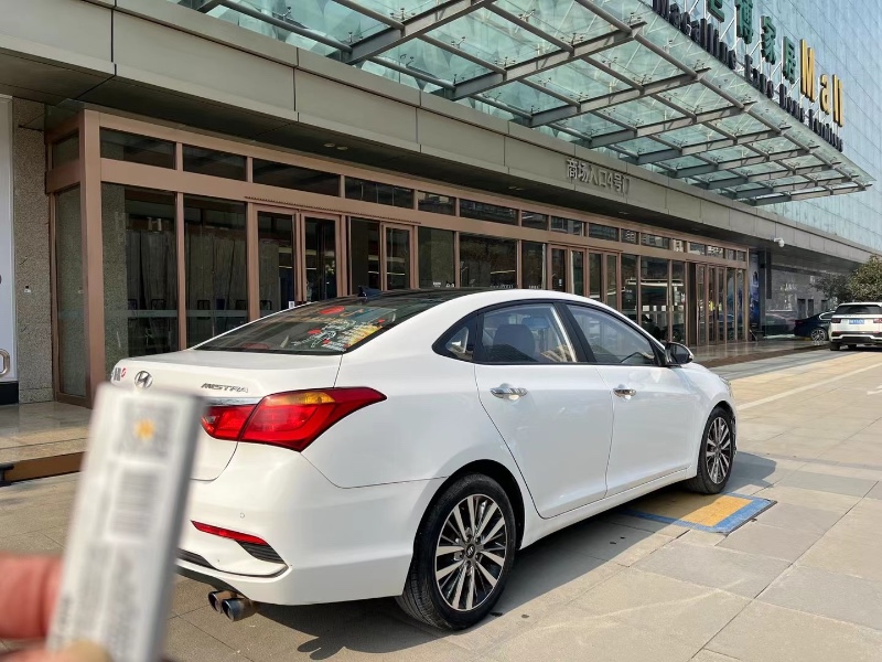 武汉18年现代名图6