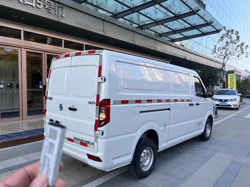 武汉23年东风御风6