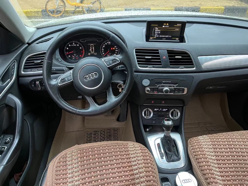 武汉15年奥迪Q38