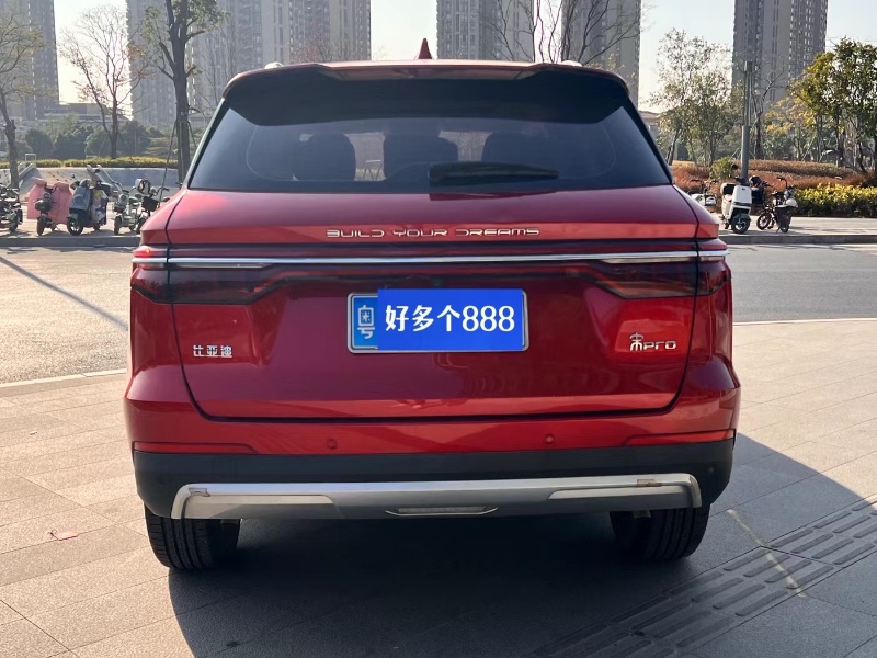 东莞21年比亚迪宋9