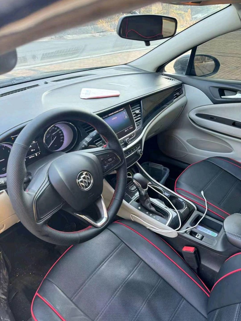 枣庄20年别克威朗5