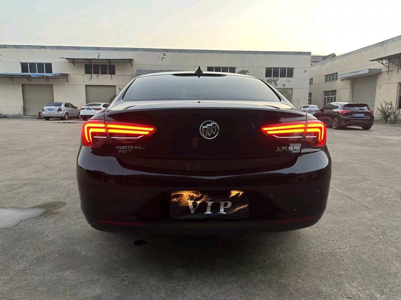 徐州19年别克君威9