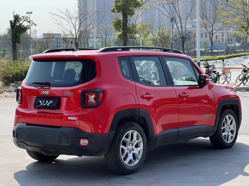 东莞17年Jeep自由侠6