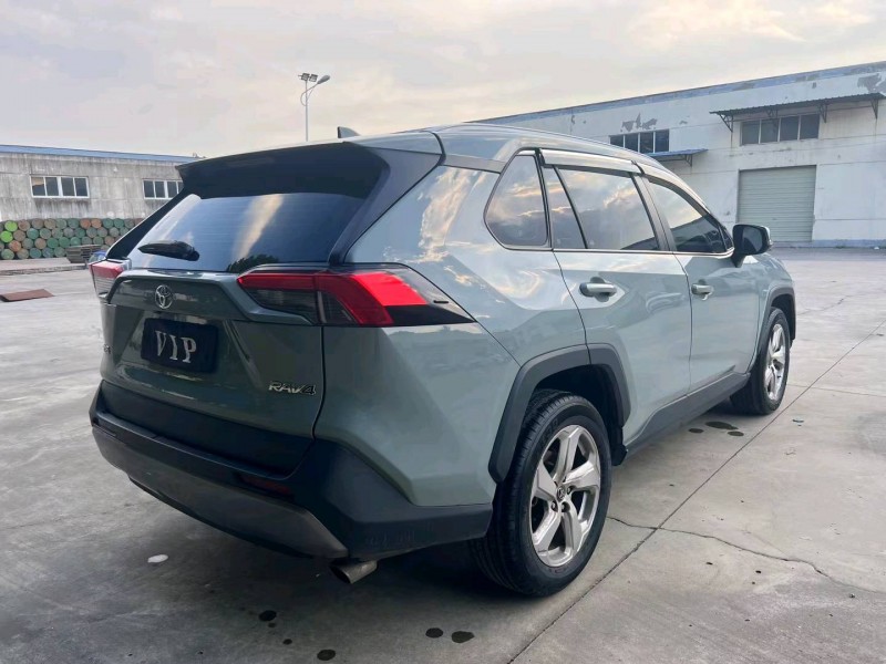 徐州20年丰田RAV47