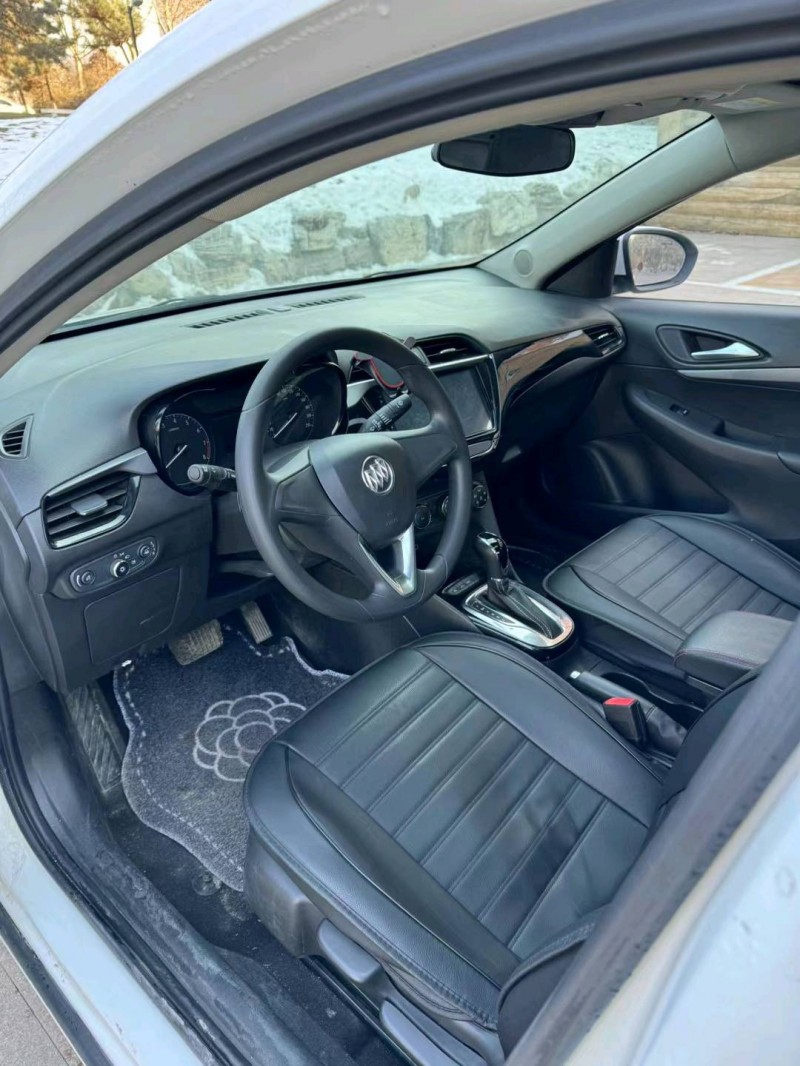 邢台18年别克凯越4