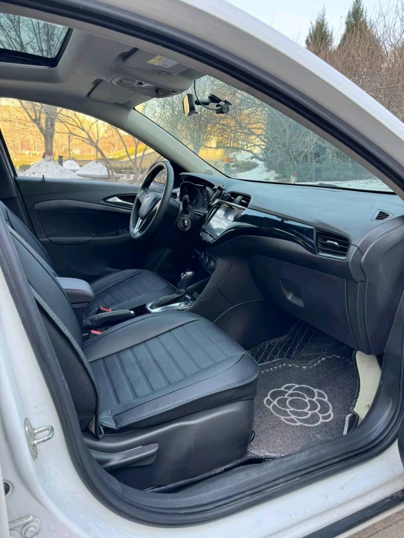 邢台18年别克凯越7