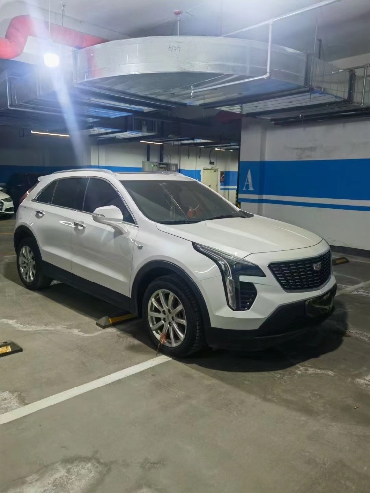 苏州19年凯迪拉克XT45