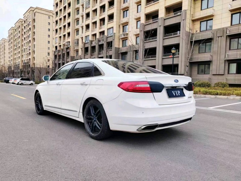 徐州16年福特金牛座7