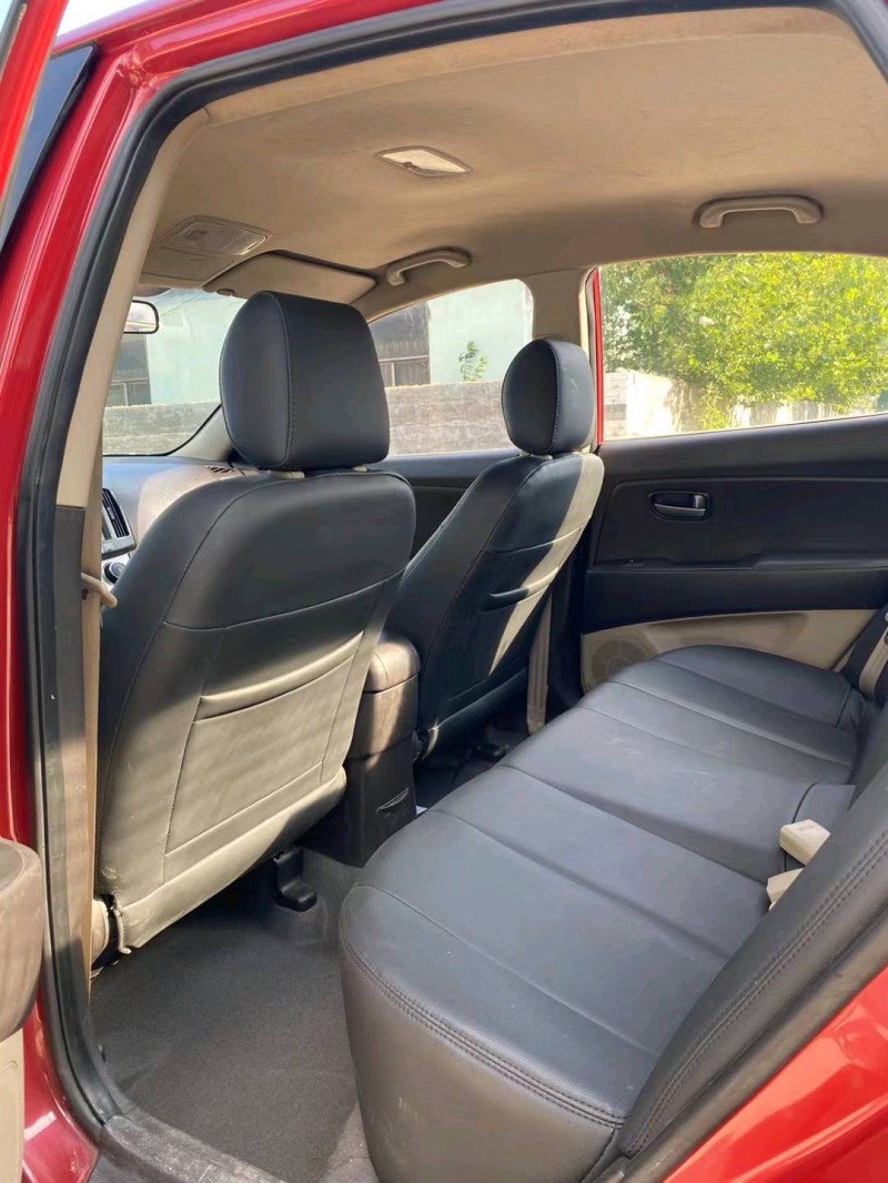 潍坊14年现代悦动5