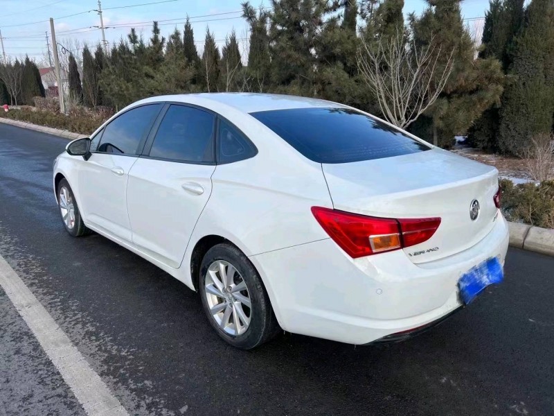 枣庄17年别克威朗9