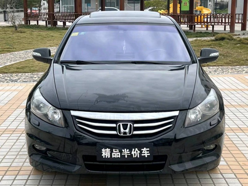 汕头11年本田雅阁1