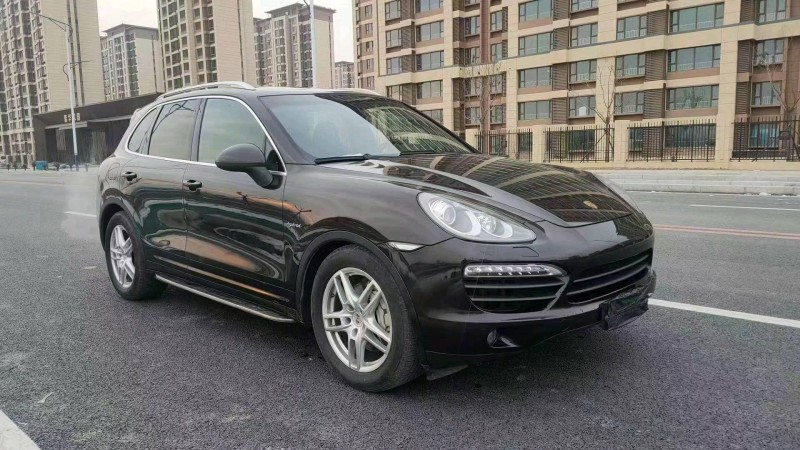 邯郸12年保时捷卡宴5