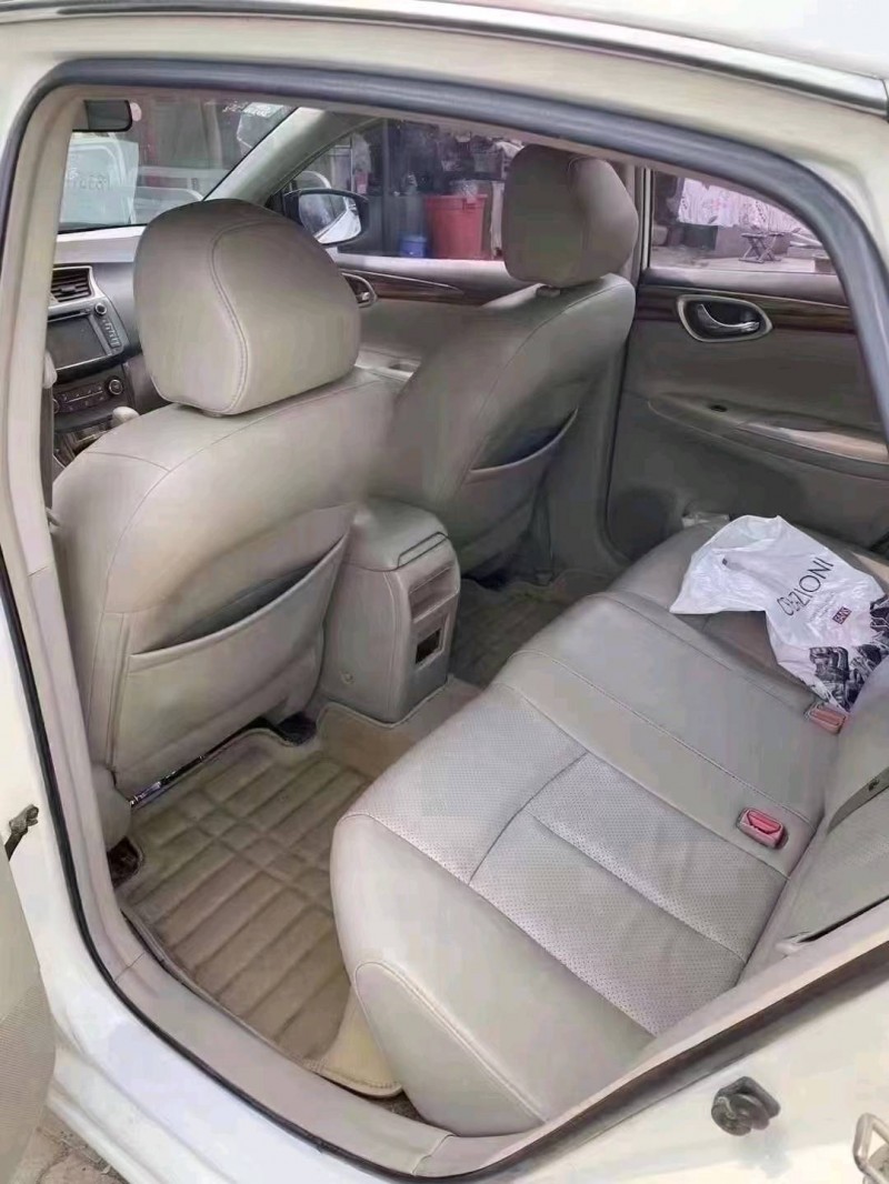 保定14年日产轩逸6