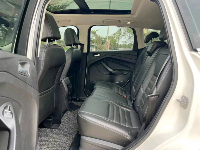 汕头19年福特翼虎4