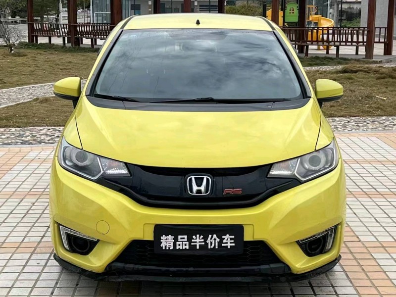 深圳16年本田飞度1