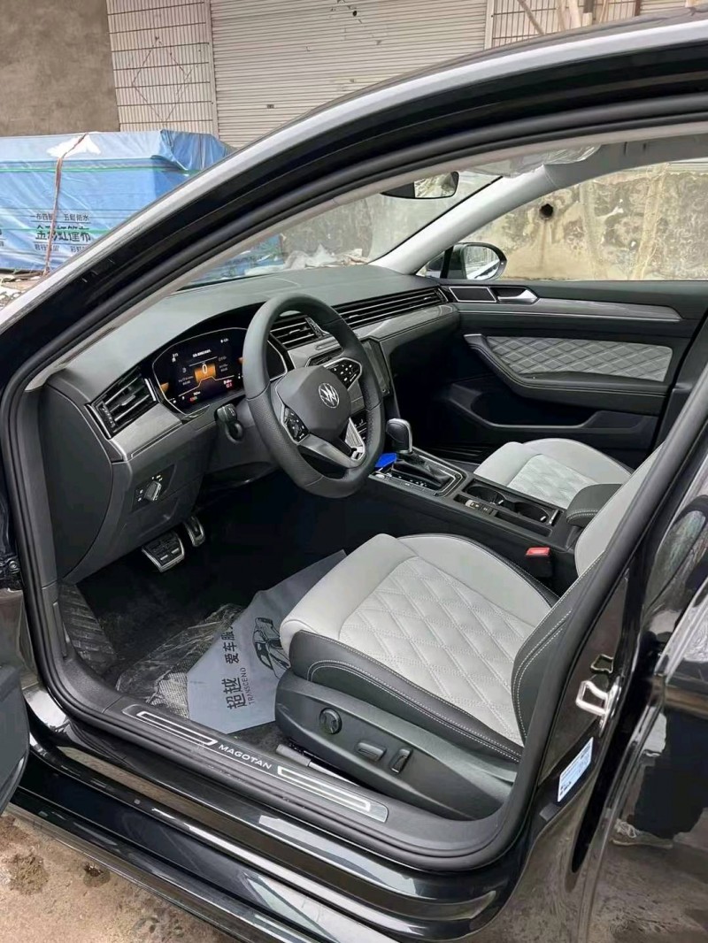 邯郸23年大众迈腾4