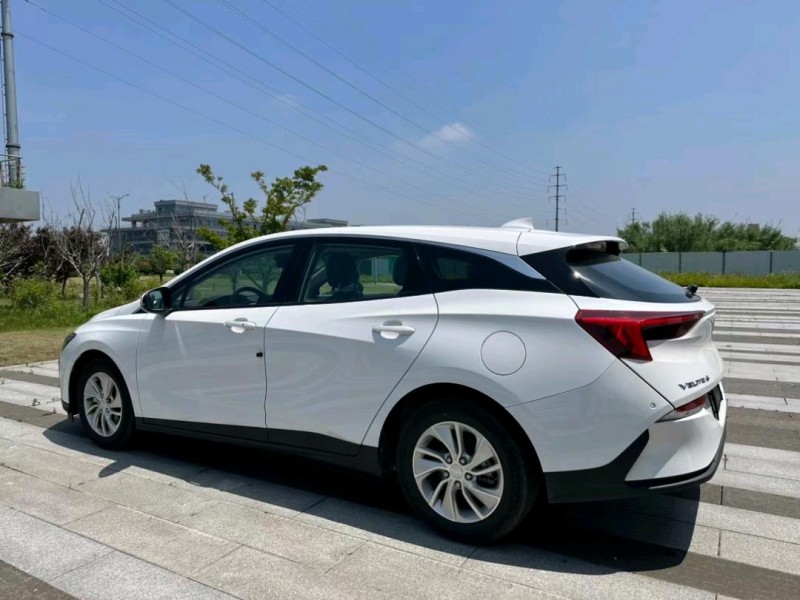 盐城23年别克微蓝8