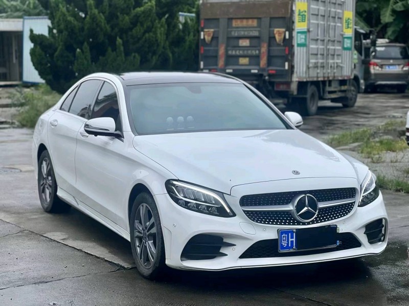 广州21年奔驰C3