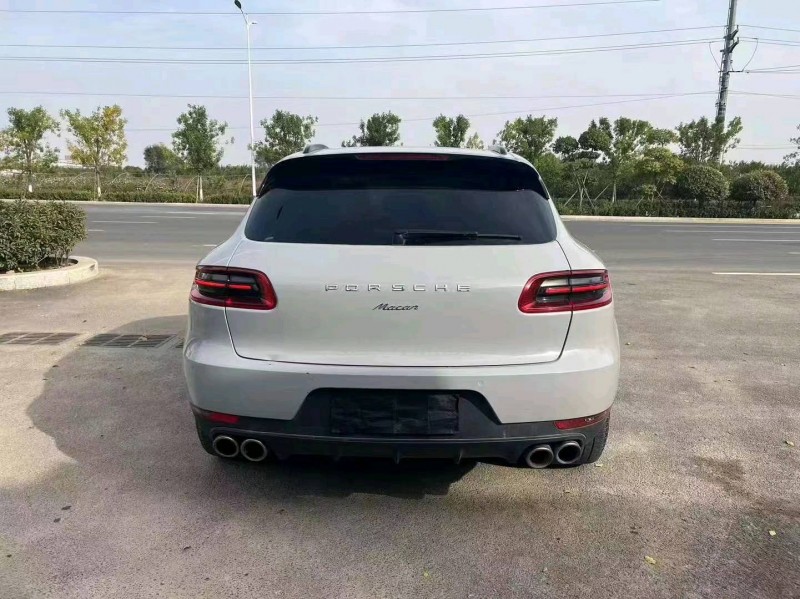 枣庄18年保时捷Macan6