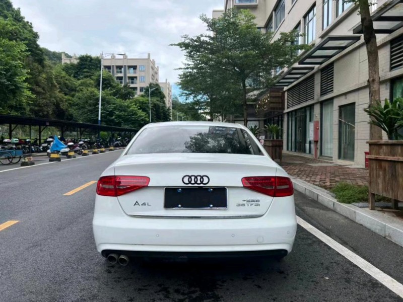 中山16年奥迪A4L5