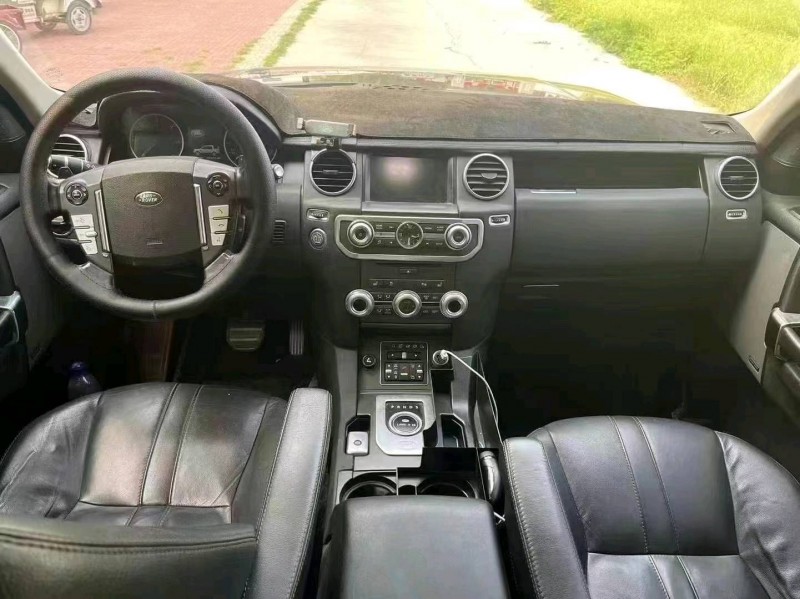 东营13年路虎发现8