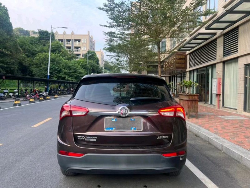 中山19年别克昂科威5