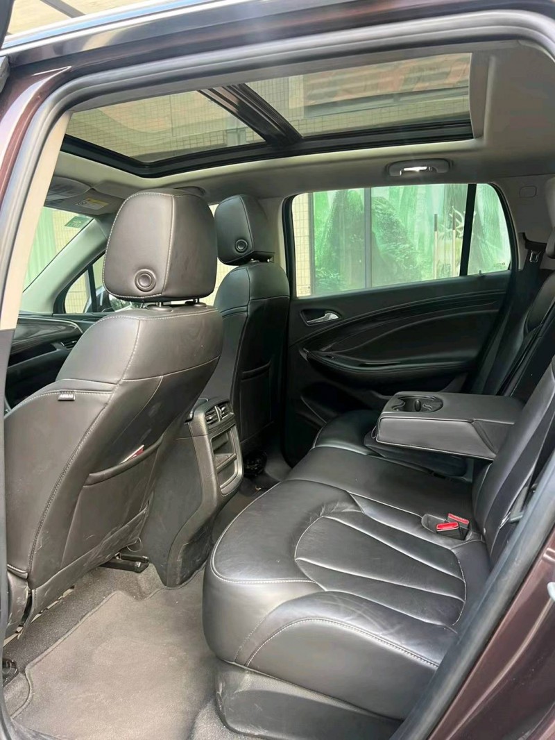 中山19年别克昂科威7