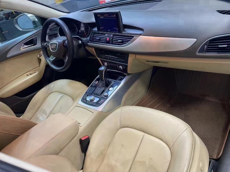 成都17年奥迪A6L6