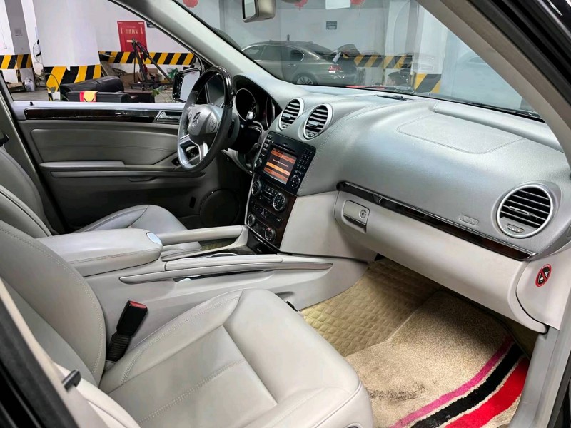 成都12年奔驰GL6