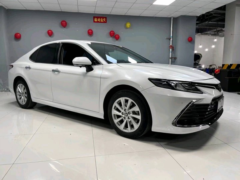 成都22年丰田凯美瑞4