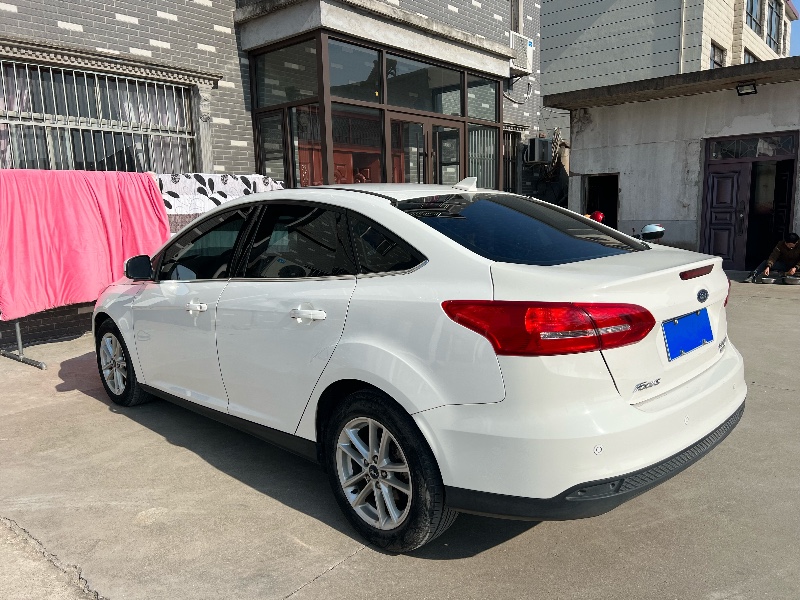 盐城16年福特福克斯5