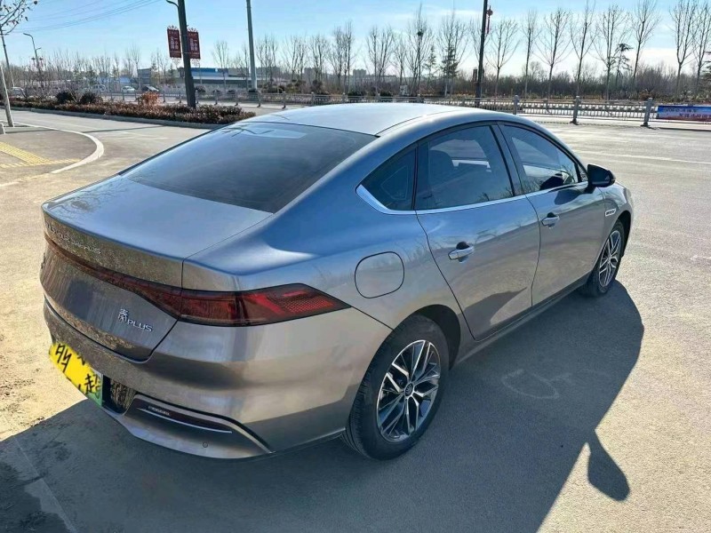 枣庄22年比亚迪秦4